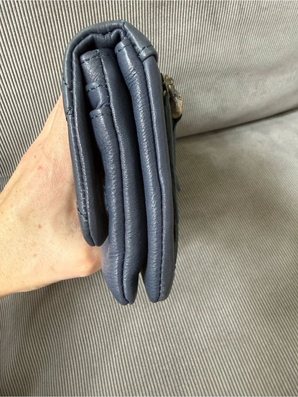 HOBO navy blue